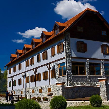 Hotel Gacka Оточац Екстер'єр фото